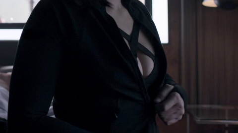 Pic: Frankie Adams in The Expanse