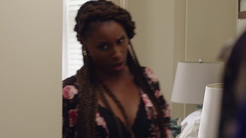 Pic: Issa Rae in The Lovebirds
