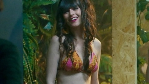 Pic: Brunna Martins in Hard