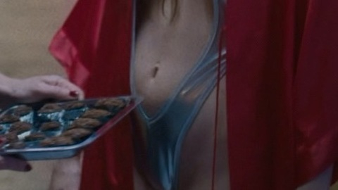 Pic: Brunna Martins in Hard