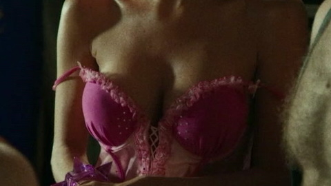Pic: Natalia Dal Molin in Hard