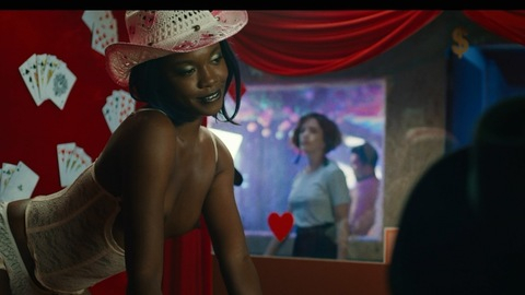 Pic: Samira Carvalho in Hard