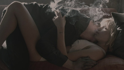 Pic: Zoë Kravitz in Viena and the Fantomes (2020)