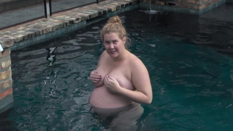 Pic: Amy Schumer in Expecting Amy