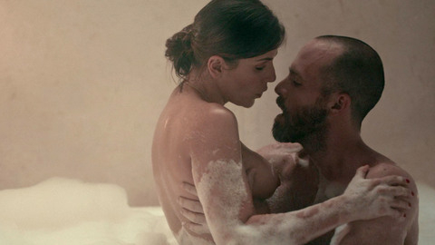 Pic: María Fernanda Yépes in Dark Desire