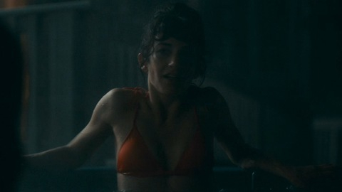 Pic: Sheila Vand in The Rental