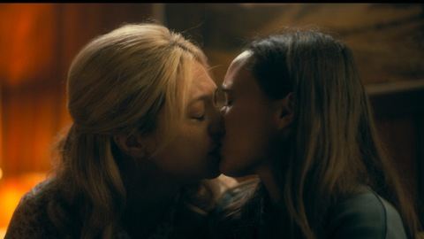 Pic: Marin Ireland in The Umbrella Academy
