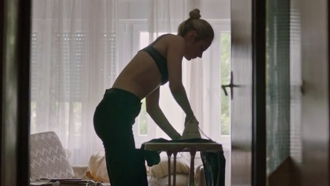Pic: Tara Thaller in Success