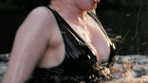 Pic: Luna Wedler in Biohackers