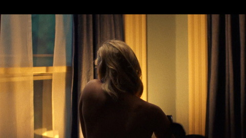 Pic: Lili Reinhart in Chemical Hearts