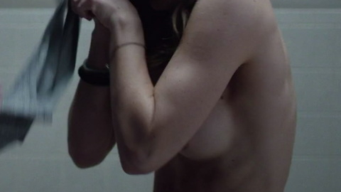 Pic: Kendra Carelli in Room 104