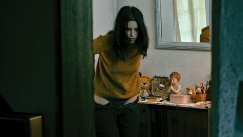 Pic: Michalina Olszańska in Carga