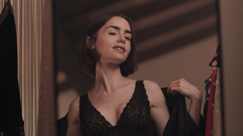 Pic: Lily Collins in Emily in Paris