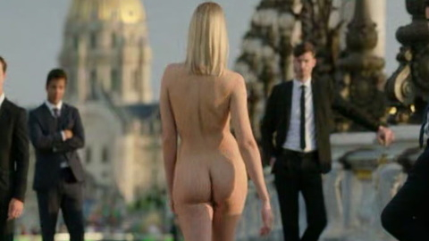 Pic: Alexandra Turcan in Emily in Paris