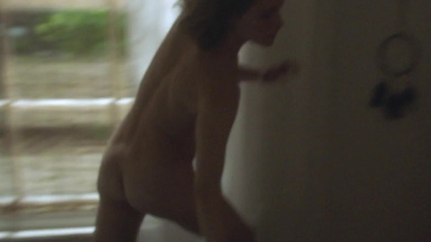 Pic: Ariane Labed in Trigonometry