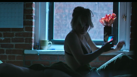 Pic: Kaley Cuoco in The Flight Attendant