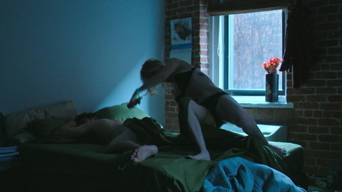 Pic: Kaley Cuoco in The Flight Attendant