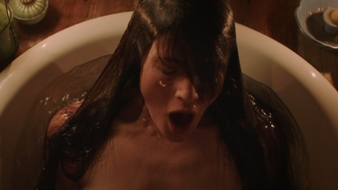 Pic: Gemma Arterton in Summerland (2020)