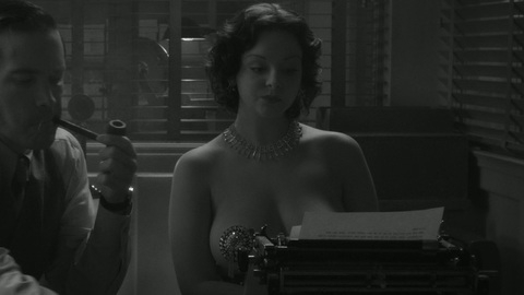 Pic: Kaylee Mattoon in Mank