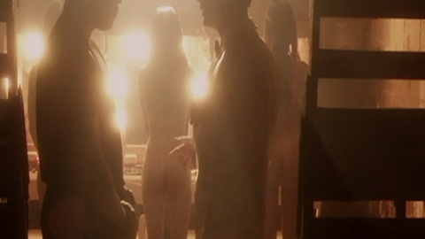 Pic: Janey Bolina in Kiss Kiss