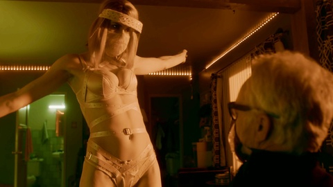 Pic: Alexandra Daddario in Songbird