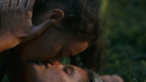 Pic: Mia Healey in The Wilds