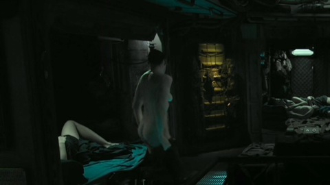 Pic: Cara Gee in The Expanse