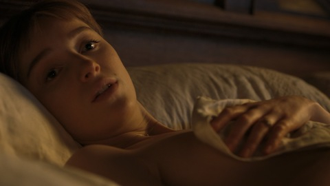 Pic: Phoebe Dynevor in Bridgerton