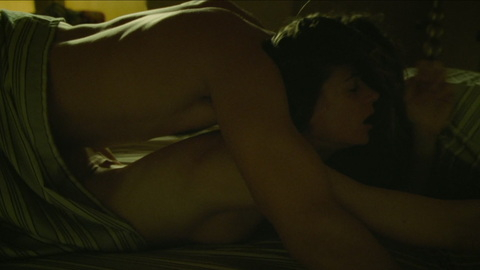 Pic: Agnieszka Grochowska in American Dream (2021)