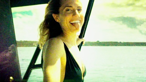 Pic: Allison Williams in Horizon Line