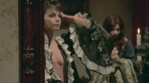 Pic: Carmen Silva in The Hand That Feeds the Dead (1974)