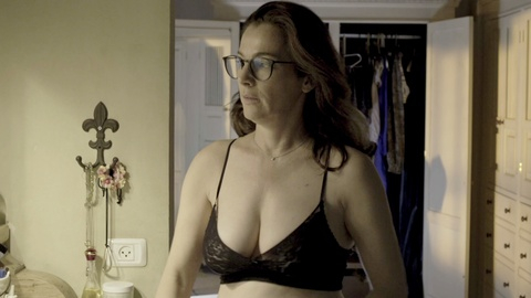 Pic: Ayelet Zurer in Losing Alice (2020)