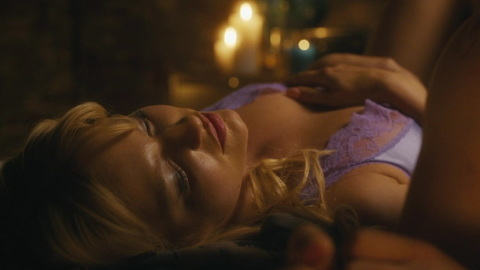 Pic: Isabella Farrell in Bridge and Tunnel