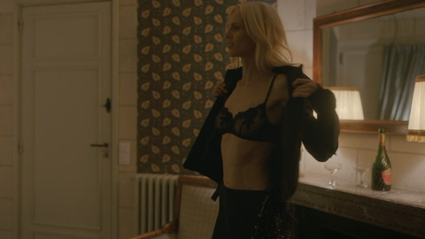 Pic: Aymeline Valade in Call My Agent