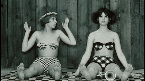 Pic: Jitka Cerhová in Daisies