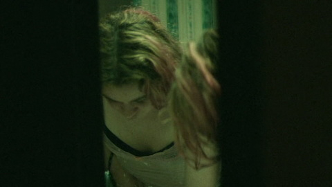 Pic: Alice Englert in Body Brokers (2021)