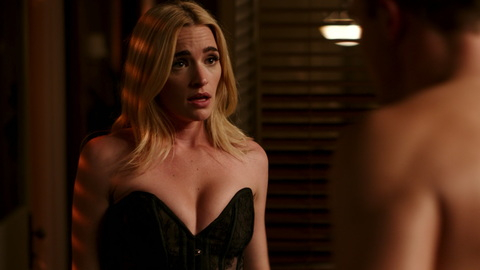Pic: Brianne Howey in Ginny & Georgia (2021-2023)