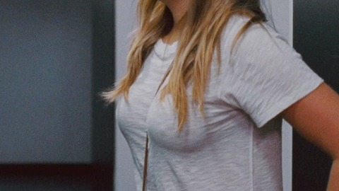 Pic: Elizabeth Olsen in Kodachrome