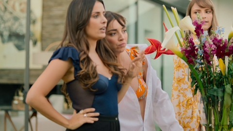 Pic: Regina Blandón in War of Likes
