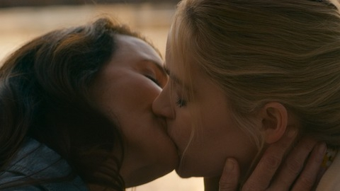 Pic: Greer Grammer in Deadly Illusions