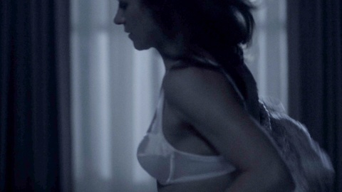 Pic: Shantel VanSanten in For All Mankind