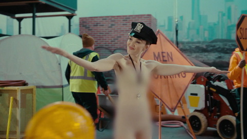 Pic: Chloe Fineman in Saturday Night Live