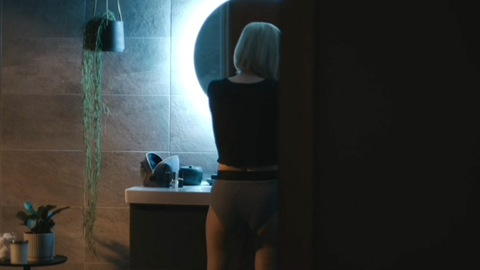 Pic: Julia Goldani Telles in The Girlfriend Experience (2016-2021)