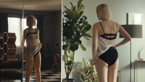 Pic: Julia Goldani Telles in The Girlfriend Experience