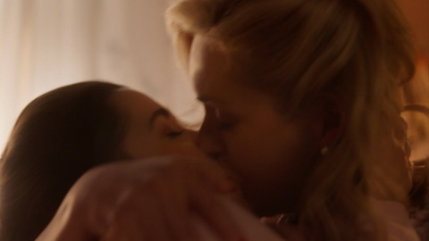 Pic: Jane Krakowski in ZIWE