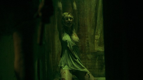 Pic: Diana Dulínková in Haunted