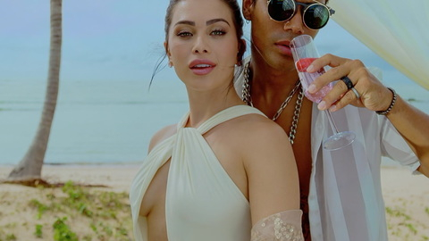 Pic: Flavia Pavanelli in Carnaval