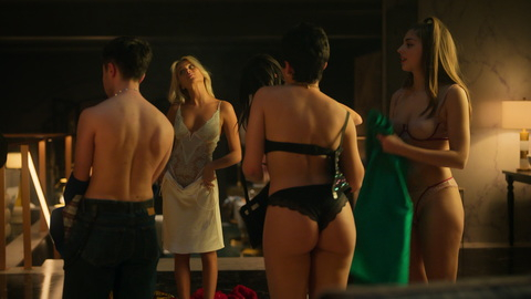 Pic: Carla Díaz in Elite