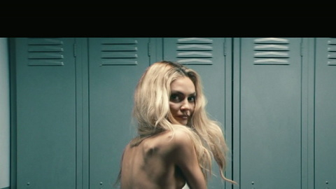 Pic: Gia Skova in The Serpent (2021)