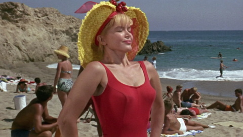 Pic: Ellen Burstyn in For Those Who Think Young